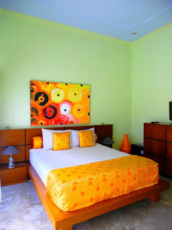 Lazy Monkey Hotel Senggigi Exterior foto