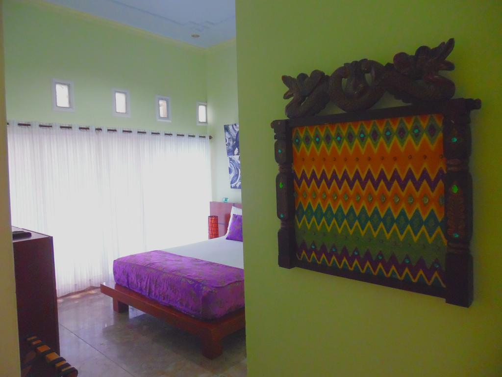 Lazy Monkey Hotel Senggigi Exterior foto