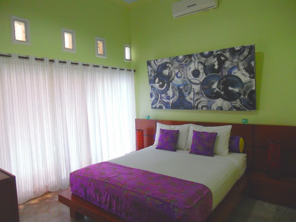 Lazy Monkey Hotel Senggigi Exterior foto